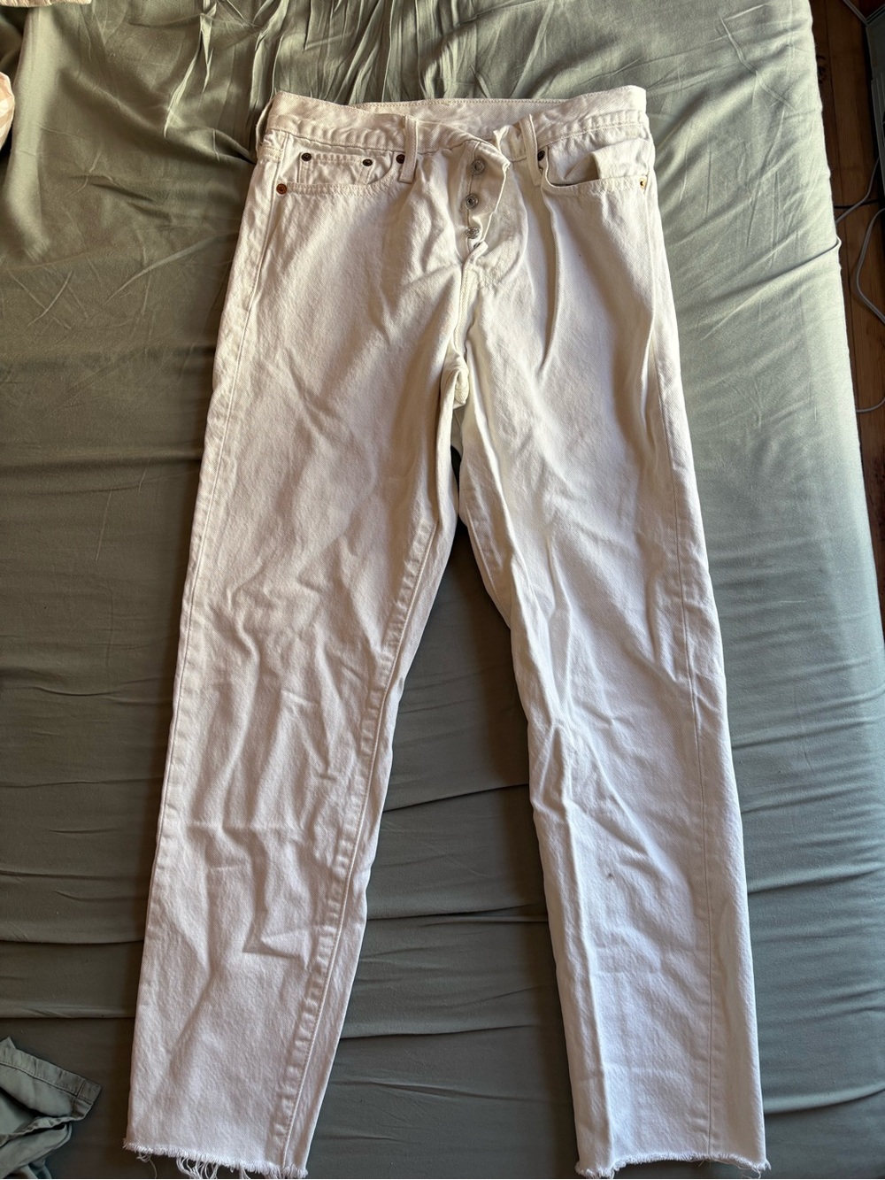 Levi White Button-Fly Straight-Leg Jeans raw hem frayed 29
